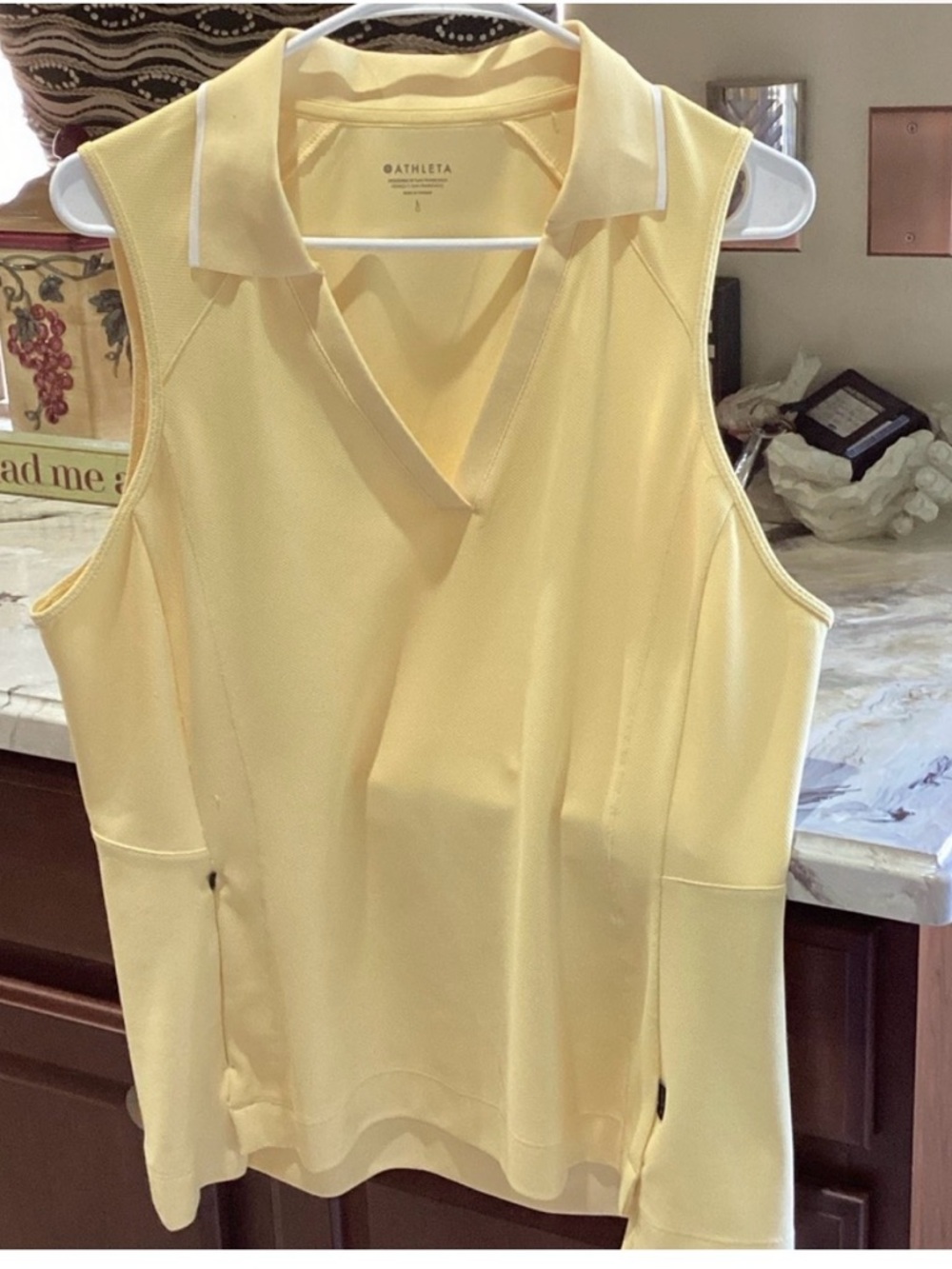 Athleta Sleeveless Pique Collared Tank Top in Pale Yellow Tennis Golf SZ Large - Picture 3 of 6